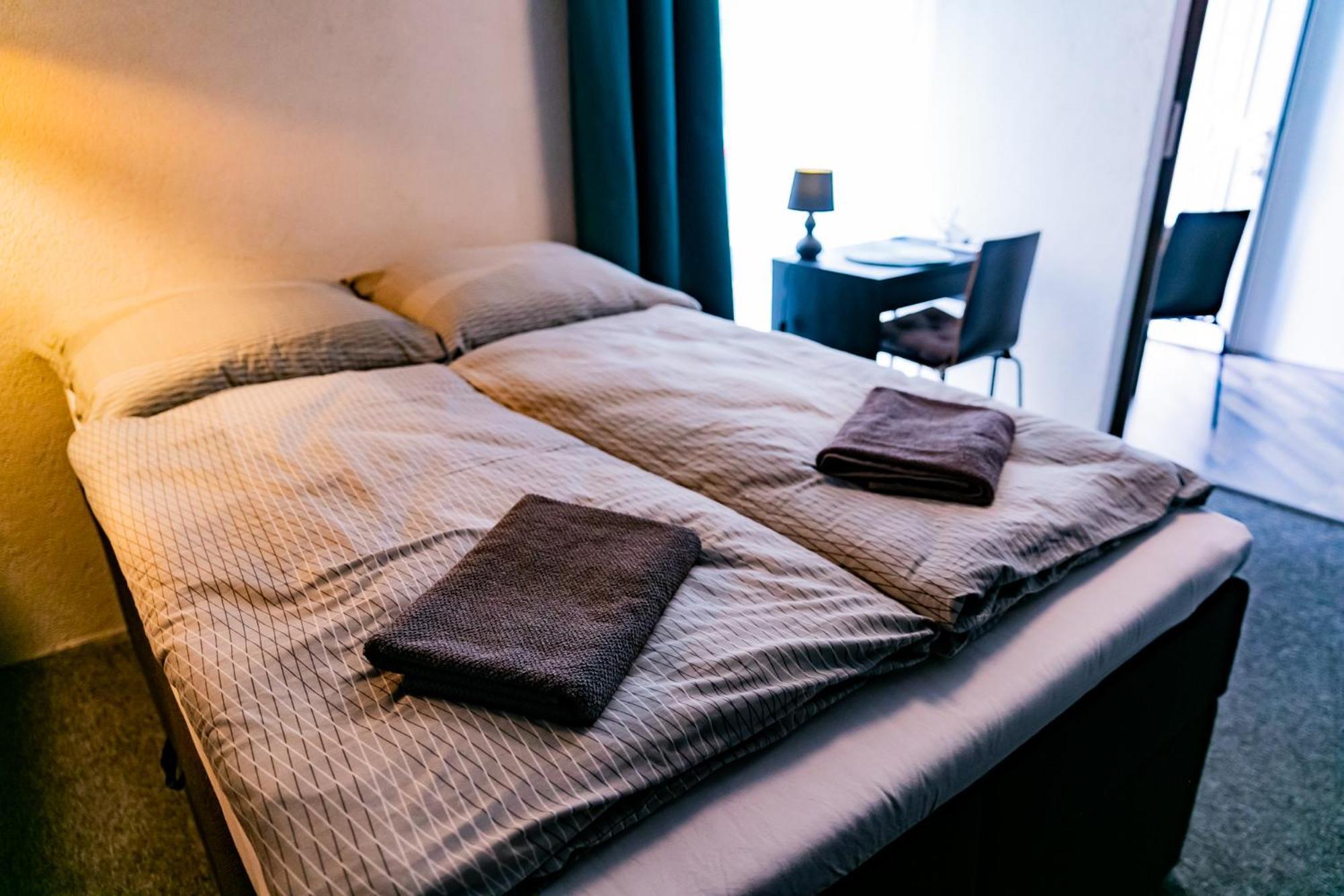 Motel1- A Megfizetheto Luxus! ดูเนาวิวาโรส ภายนอก รูปภาพ