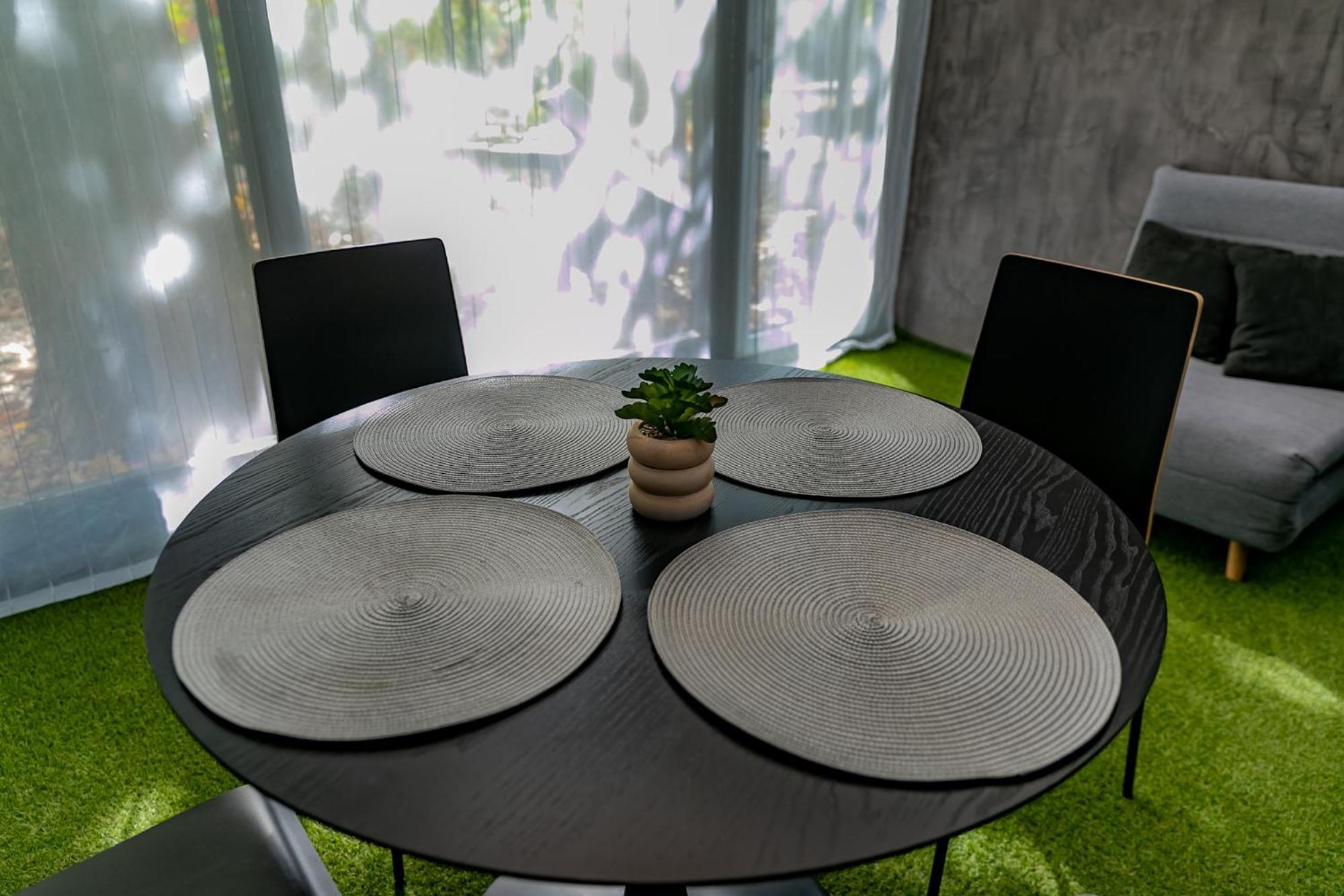 Motel1- A Megfizetheto Luxus! ดูเนาวิวาโรส ภายนอก รูปภาพ