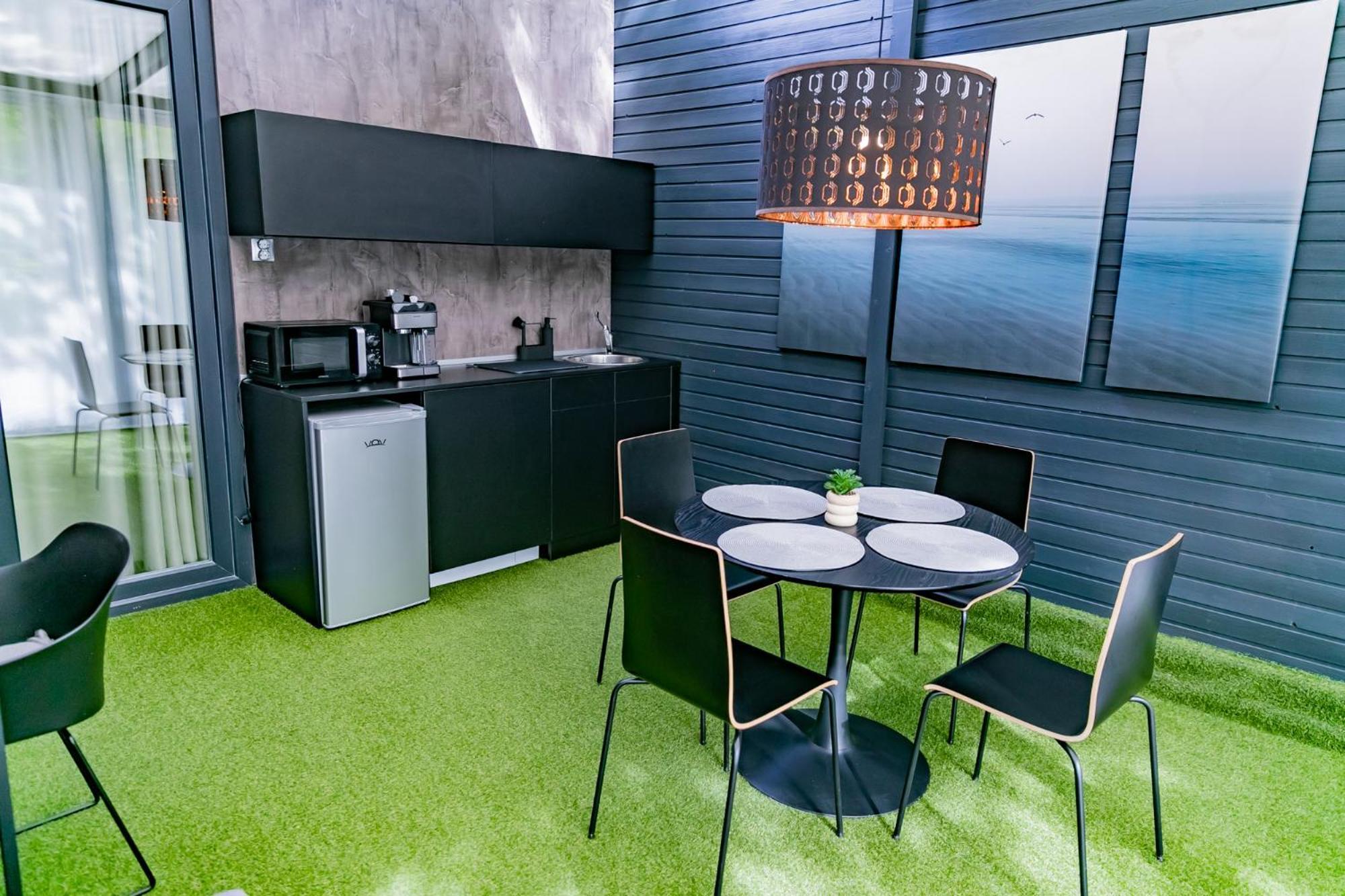 Motel1- A Megfizetheto Luxus! ดูเนาวิวาโรส ภายนอก รูปภาพ